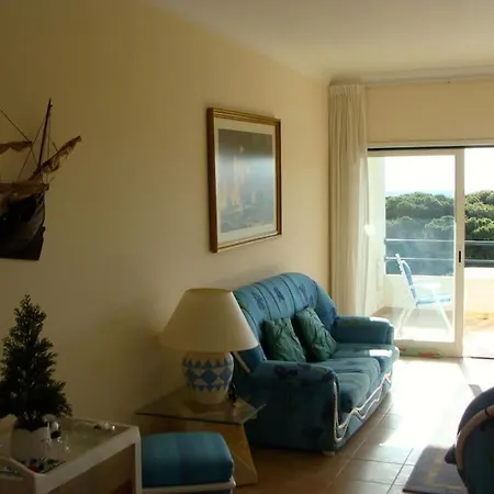 Calm Sunny Near Falesia 公寓 *