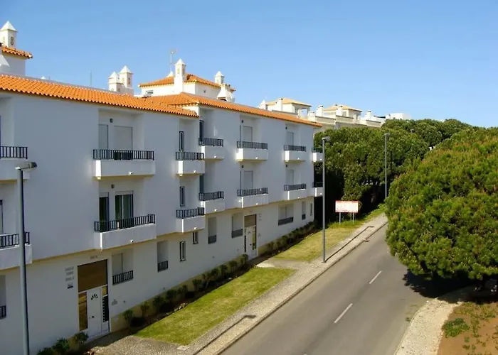 Calm Sunny Near Falesia Apartament