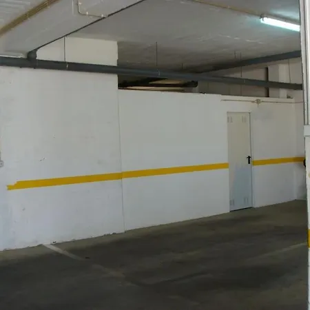 Calm Sunny Near Falesia Daire Albufeira