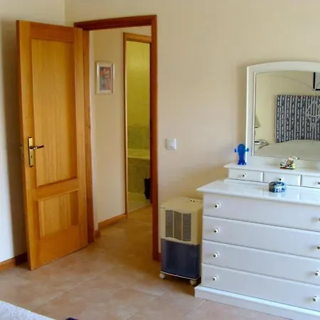 Calm Sunny Near Falesia Daire Albufeira