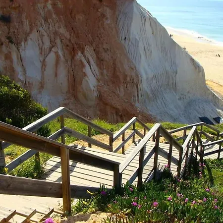 Calm Sunny Near Falesia Albufeira